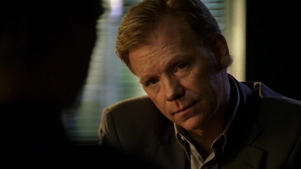 CSI: Miami en español - Agarre mortal