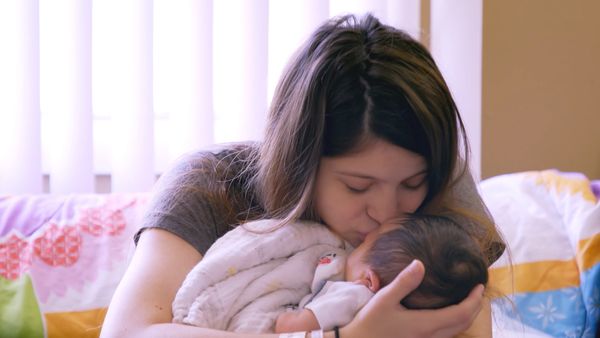Teen Mom: Young & Pregnant - Crianza de los hijos 101