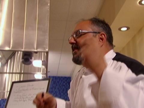 Hell’s Kitchen en español - 3 Chefs Compiten