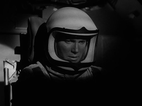 The Outer Limits: 1963 - Cold Hands, Warm Heart