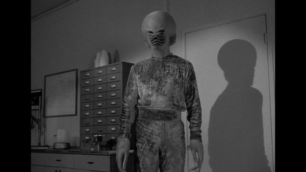 The Outer Limits: 1963 - Keeper Of The Purple Twilight