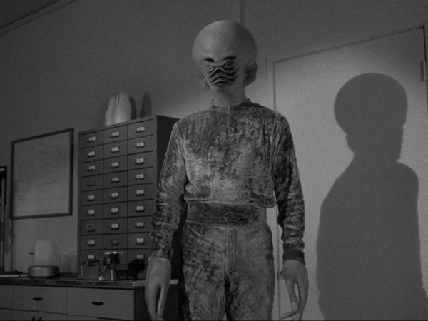 The Outer Limits: 1963 - Keeper Of The Purple Twilight