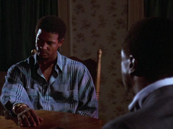 In the Heat of the Night - The Hammer And The Glove