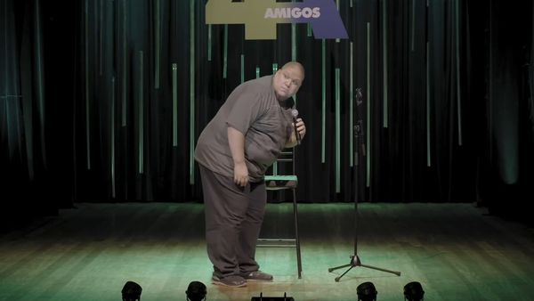 4 Amigos: Fila de piadas - Especial: Te apresento meu amigo