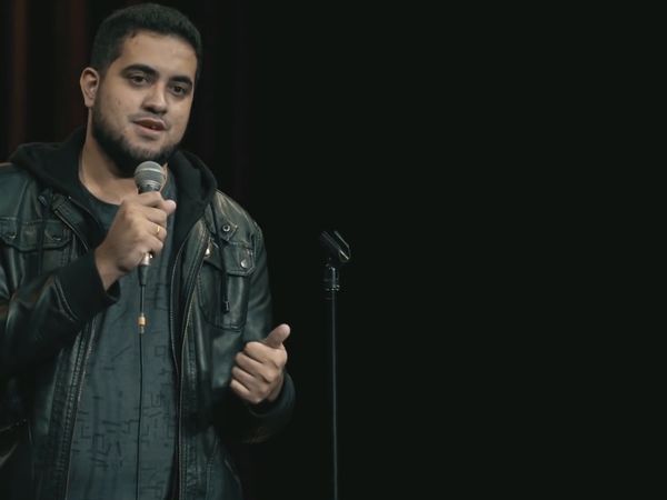 4 Amigos: Fila de piadas - THE HOMEM