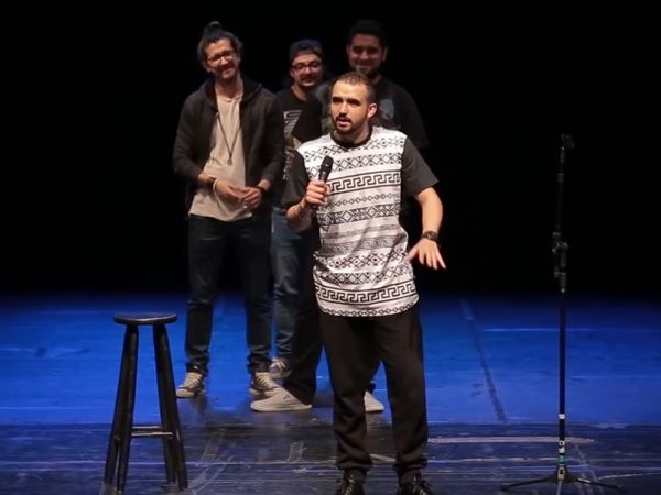 4 Amigos: Fila de piadas - Netflix