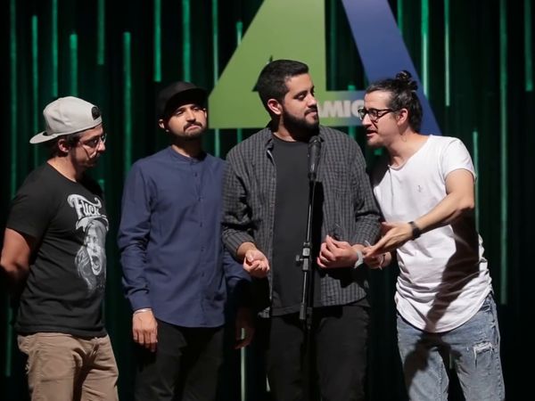 4 Amigos: Fila de piadas - Fãs