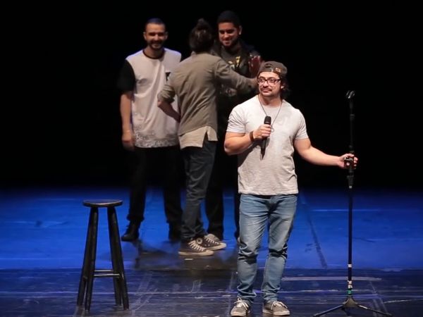 4 Amigos: Fila de piadas - THE ESPORTES