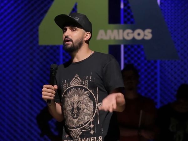 4 Amigos: Fila de piadas - Passado