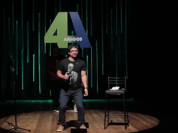 4 Amigos: Fila de piadas - Carros