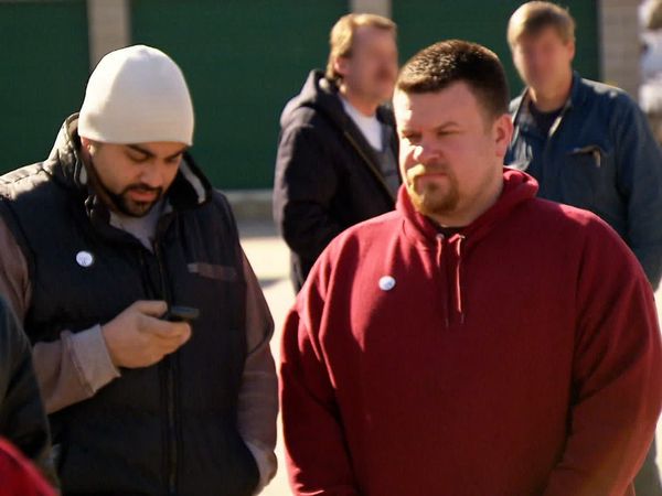 Auction Hunters - The Smoking Ton