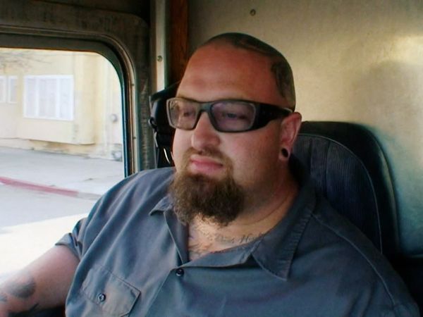 Auction Hunters - Diesel Digs