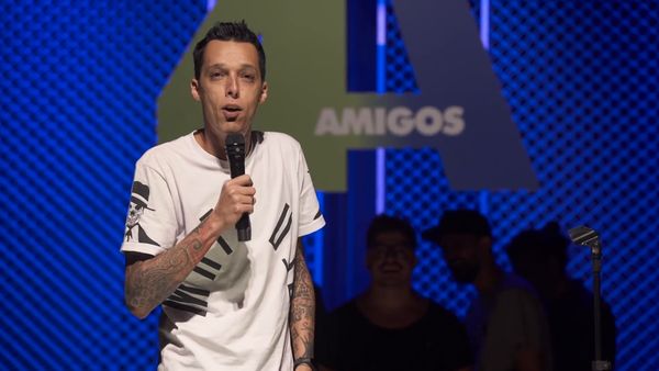 4 Amigos: Fila de piadas - Apelido