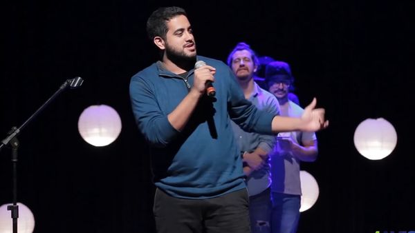 4 Amigos: Fila de piadas - Balada