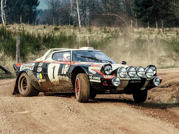 Historia del automóvil - Lancia