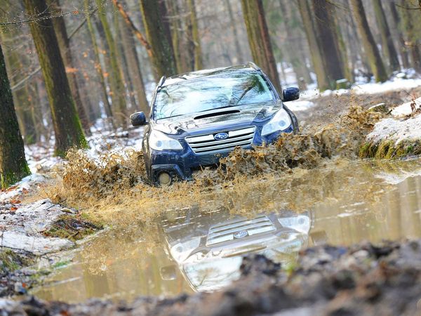 4x4 - Das Allrad Magazin - Klein, Knallig, Krass - Kompakt-SUV