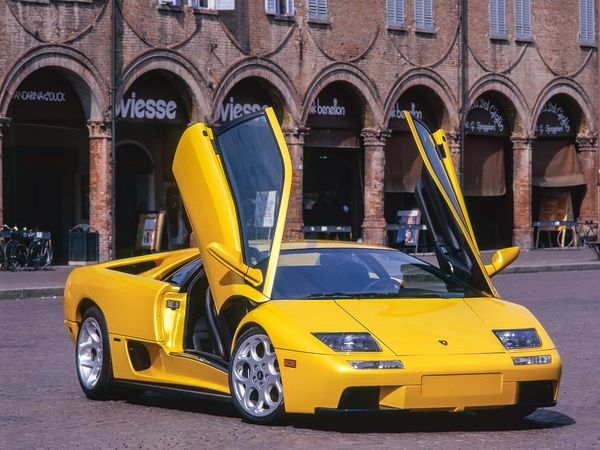 Car History - Lamborghini