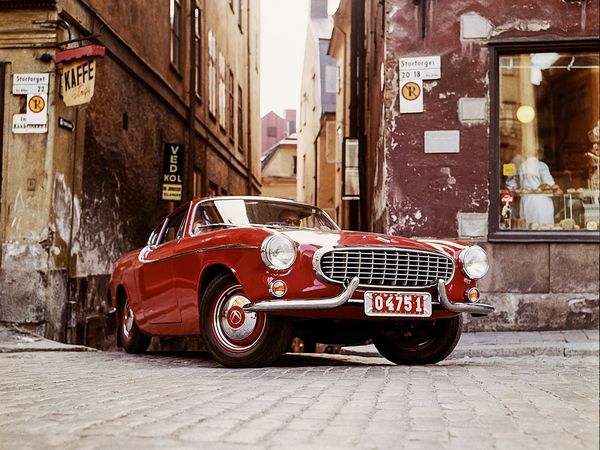 Car History - Volvo