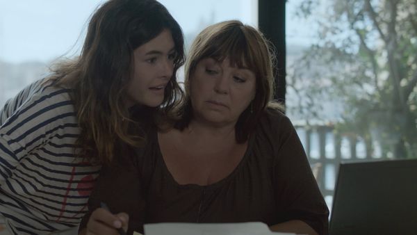 Constance Meyer: Jueza en prácticas - Emisiones