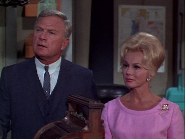 Green Acres - Lisa's First Day On The Farm