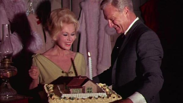 Green Acres - The Decorator