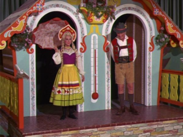 Green Acres - Never Trust A Little Old Lady