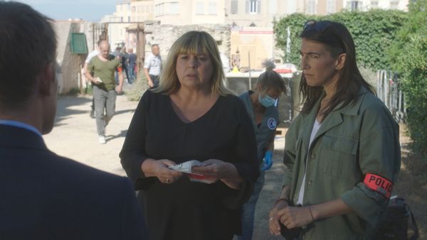 Constance Meyer: Jueza en prácticas - Lazos de sangre