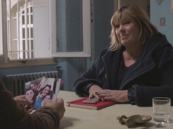 Constance Meyer: Jueza en prácticas - Clarividencia