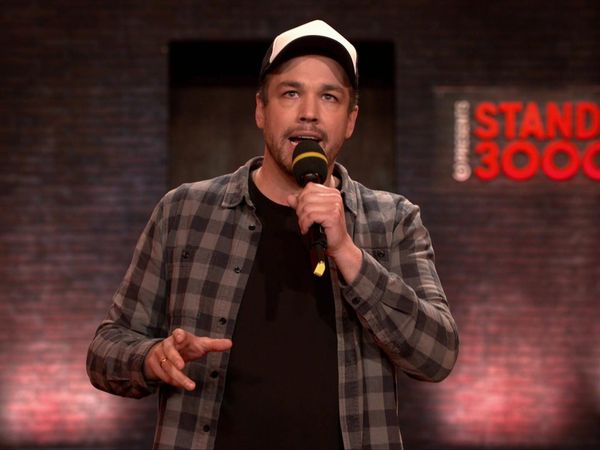 Comedy Central Presents STANDUP 3000 - Lobeshymnen und Datingpannen