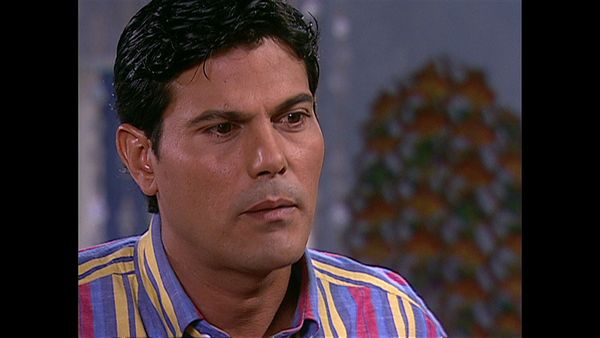 La viuda de blanco - Las dudas de Sebastián