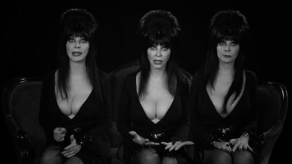 13 Nights of Elvira - Night of the Living Dead