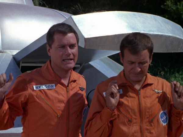 I Dream Of Jeannie - OVNI Jeannie