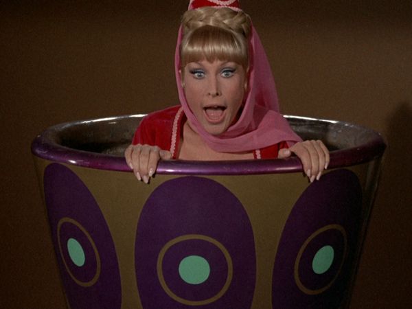 I Dream Of Jeannie - El hombre más fuerte del mundo