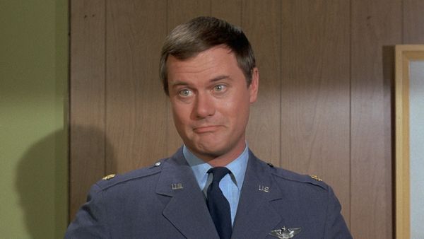 I Dream Of Jeannie - El caso del cachorro de porcelana