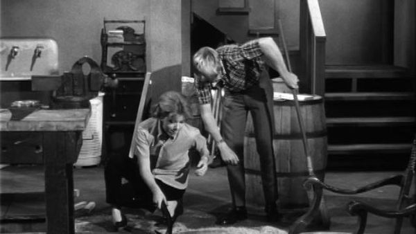 The Patty Duke Show - Ross Runs Away