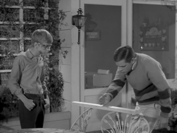 The Patty Duke Show - Big Sister Is Watching