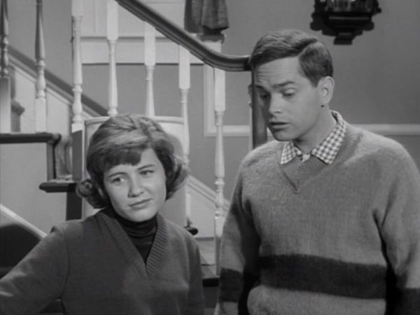 The Patty Duke Show - Hi Society