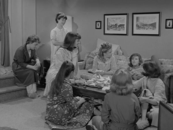 The Patty Duke Show - Slumber Party