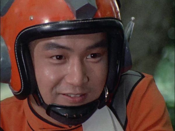 Ultraman Ace - Ultraman Ace: S1 E18 - Give The Pigeon Back!