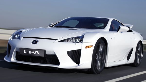 Supercars - Attacke der "Reiskocher"
