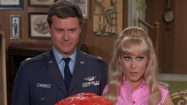 I Dream Of Jeannie - Jeannie y el demoledor loco