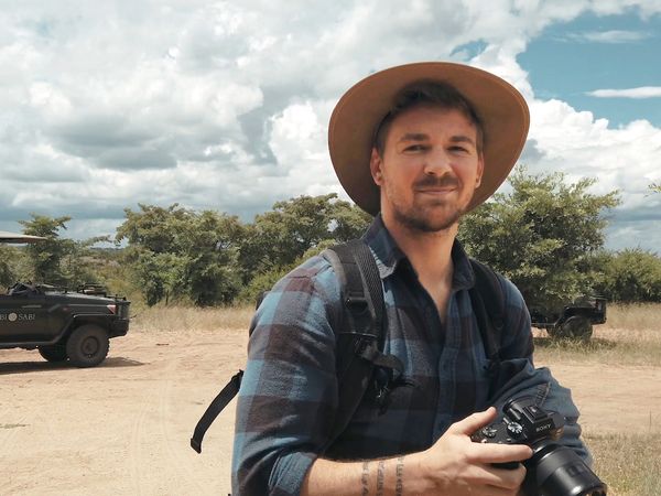 Becoming Borderless - How to Track an Elephant