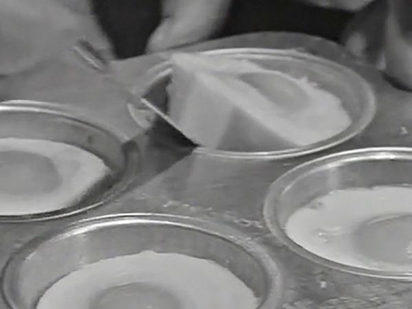 The French Chef - Elegance With Eggs
