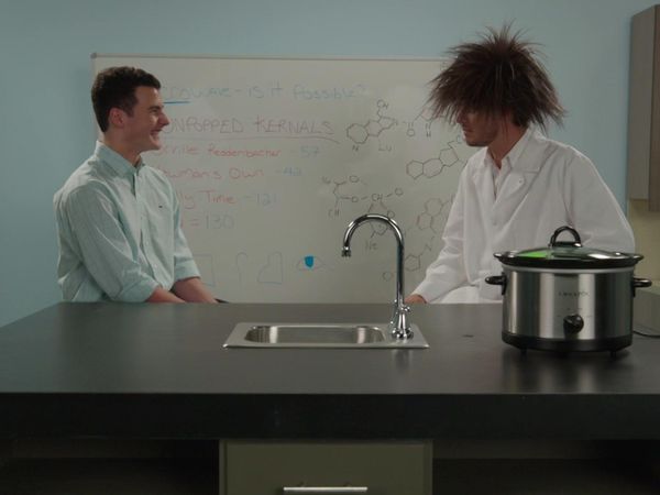 Tosh.0 - April 28, 2015 - Microwave Glow Stick