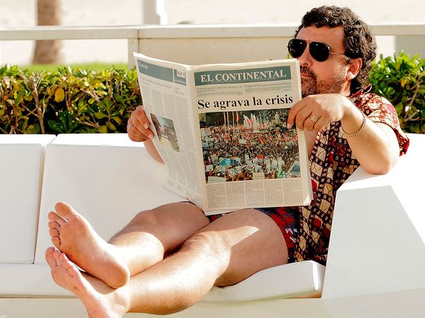 Con el culo al aire - Un suegro controlador y un exotarium
