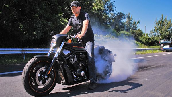 Stunt Heroes - Die Fernsteuerung