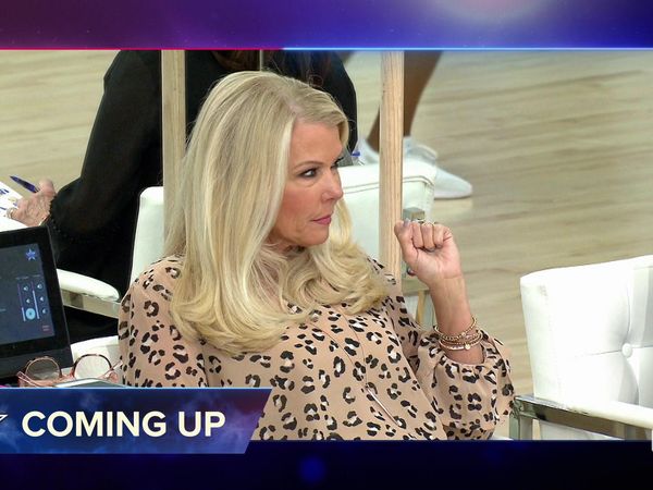 Dallas Cowboys Cheerleaders: Making the Team - Overwhelmed