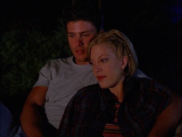 Beverly Hills, 90210 - The Things We Do For Love