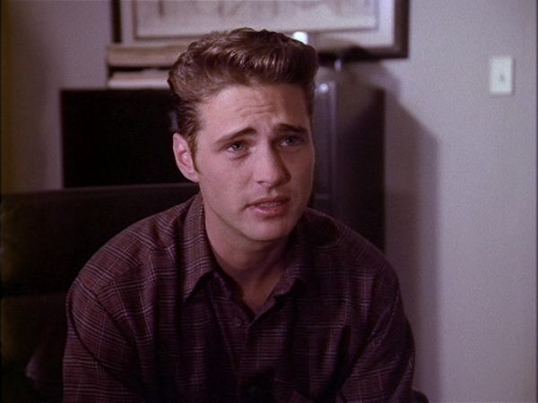 Beverly Hills, 90210 - Loser Take All