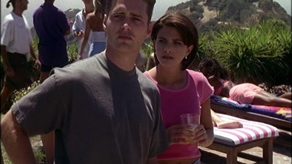 Beverly Hills, 90210 - Housewarming